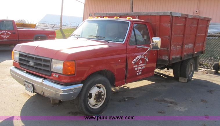 image for item F8891 1987 Ford F350 XL dump bed truck