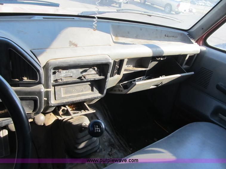 image for item F8891 1987 Ford F350 XL dump bed truck