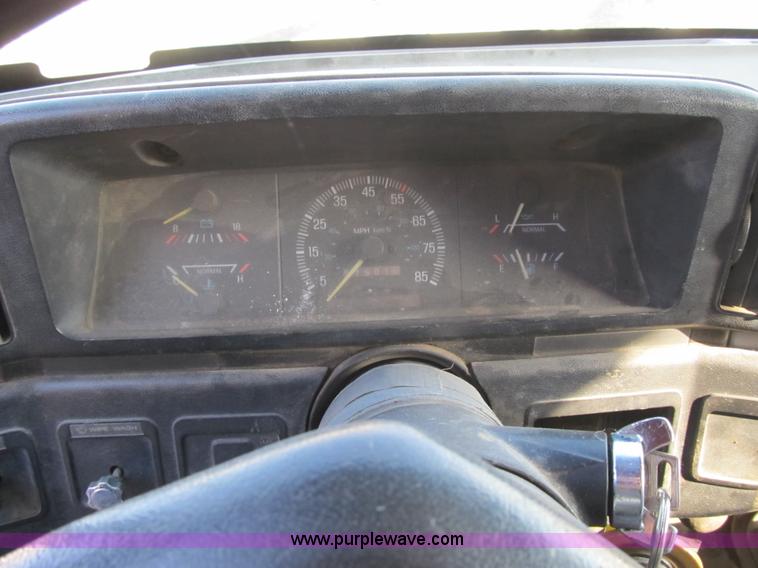 image for item F8891 1987 Ford F350 XL dump bed truck