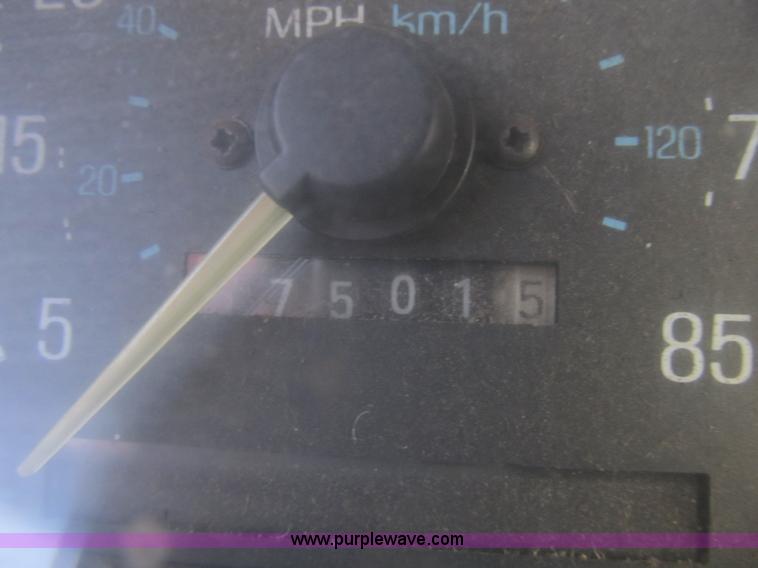 image for item F8891 1987 Ford F350 XL dump bed truck