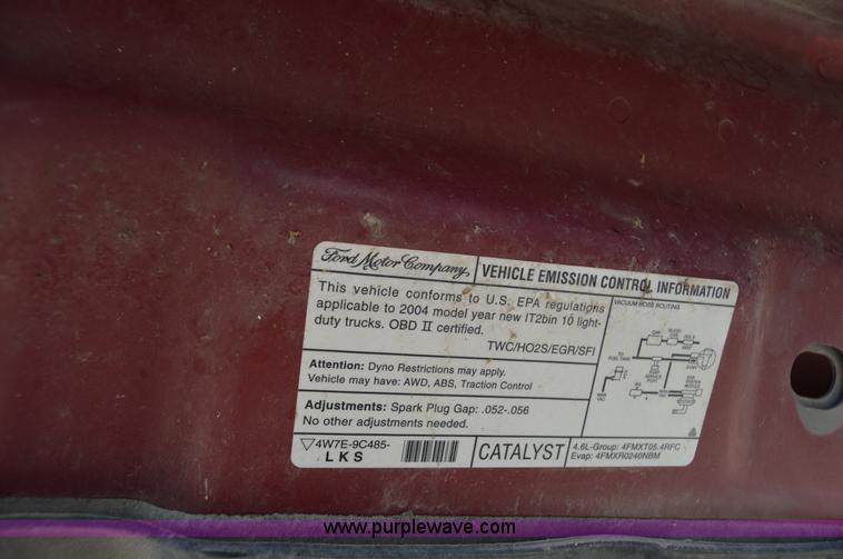 image for item F8904 2004 Ford F150 XLT Heritage SuperCab pickup truck