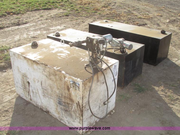 image for item G9864 (3) truck bed rectangular fuel tanks