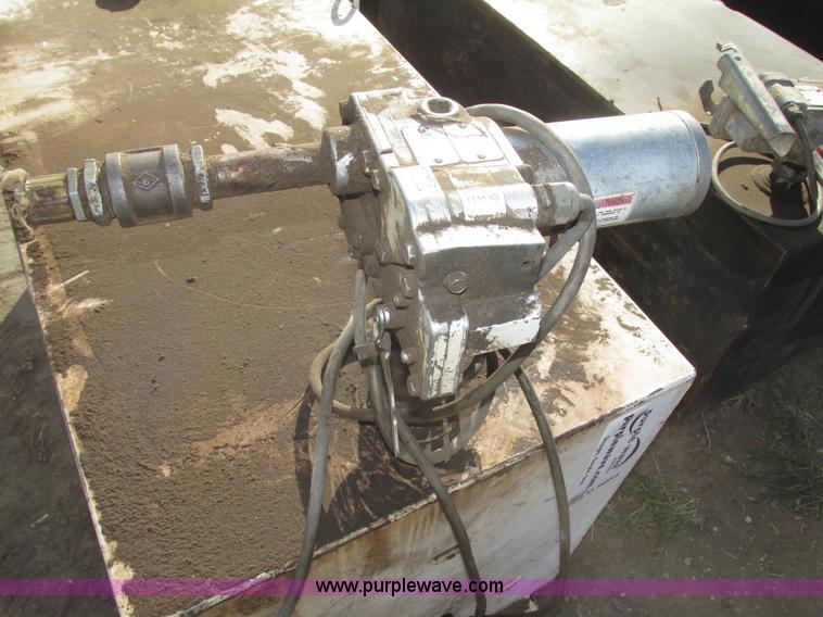 image for item G9864 (3) truck bed rectangular fuel tanks