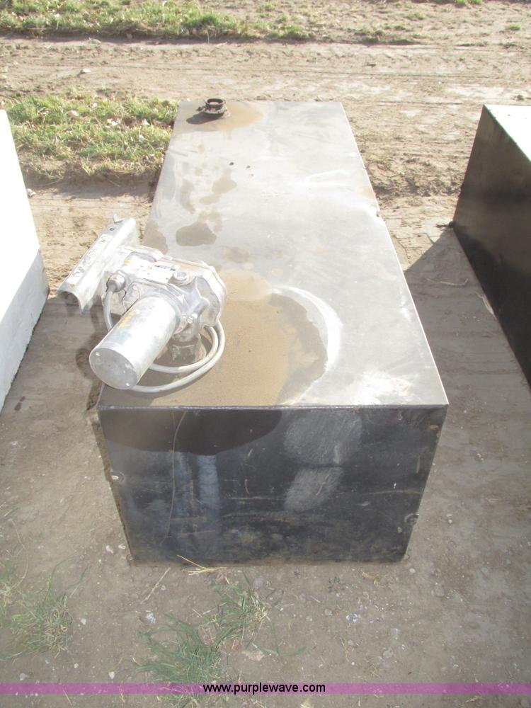 image for item G9864 (3) truck bed rectangular fuel tanks