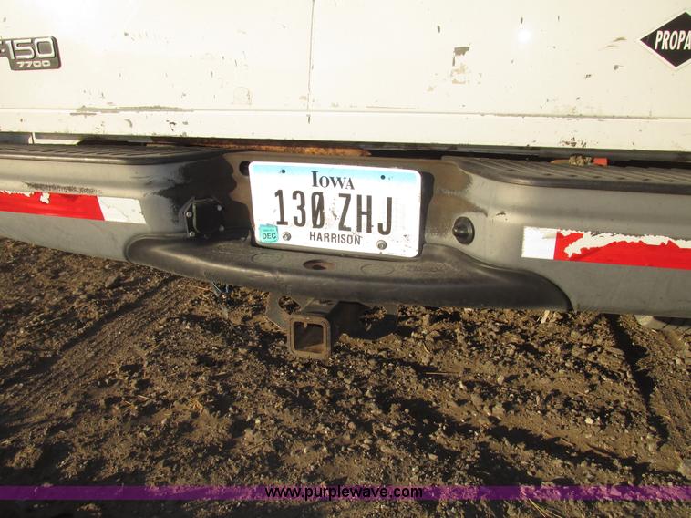 image for item G9875 2001 Ford F150 XL SuperCab pickup truck