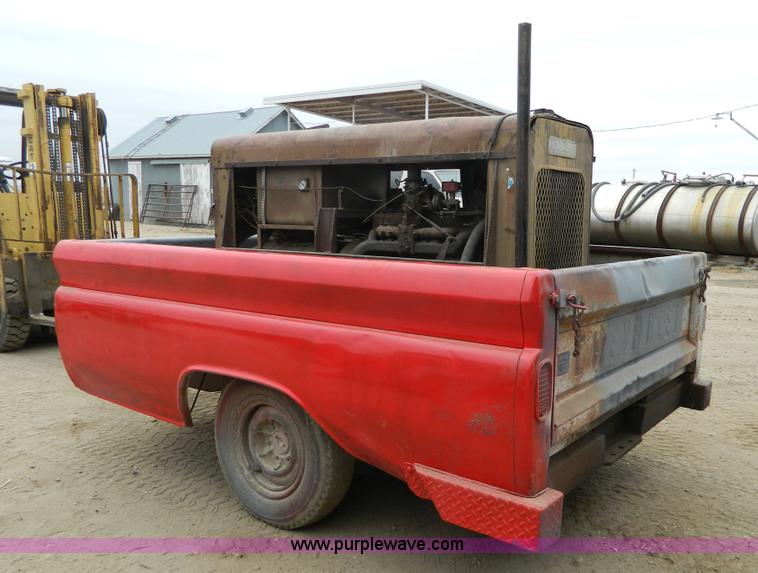 image for item H2327 Hobart G300 generator/welder