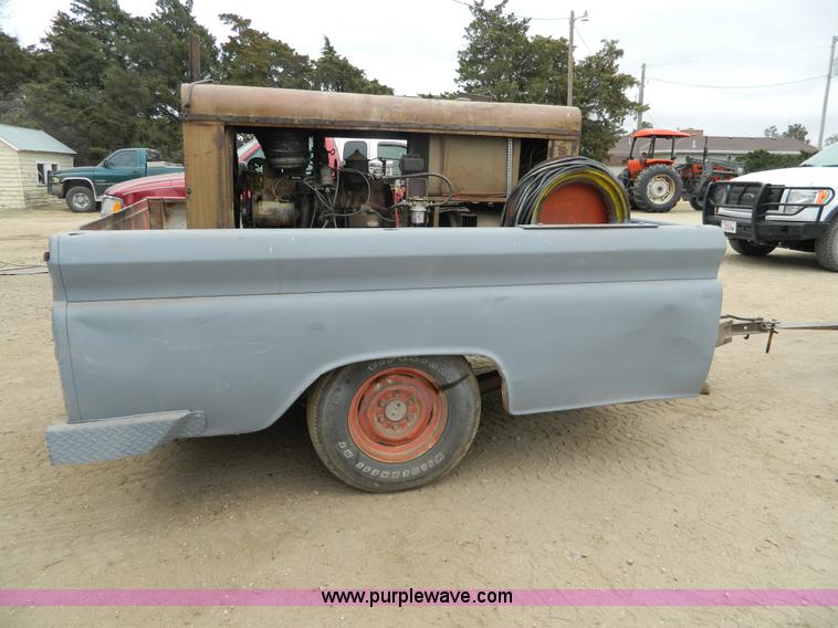 image for item H2327 Hobart G300 generator/welder