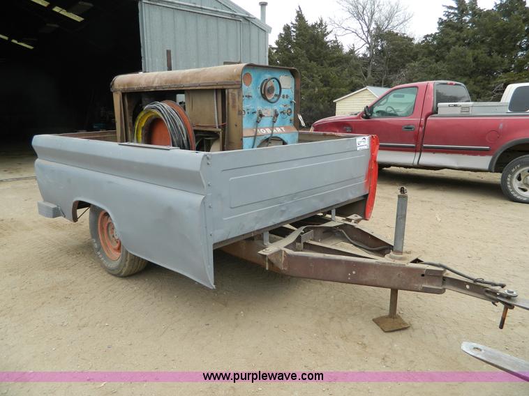 image for item H2327 Hobart G300 generator/welder