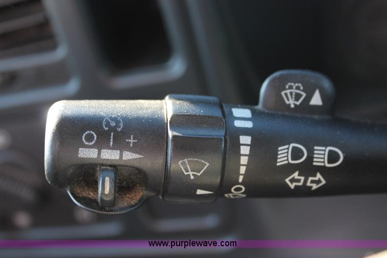 image for item H5506 2005 Chevrolet Silverado 1500 Ext. Cab pickup truck