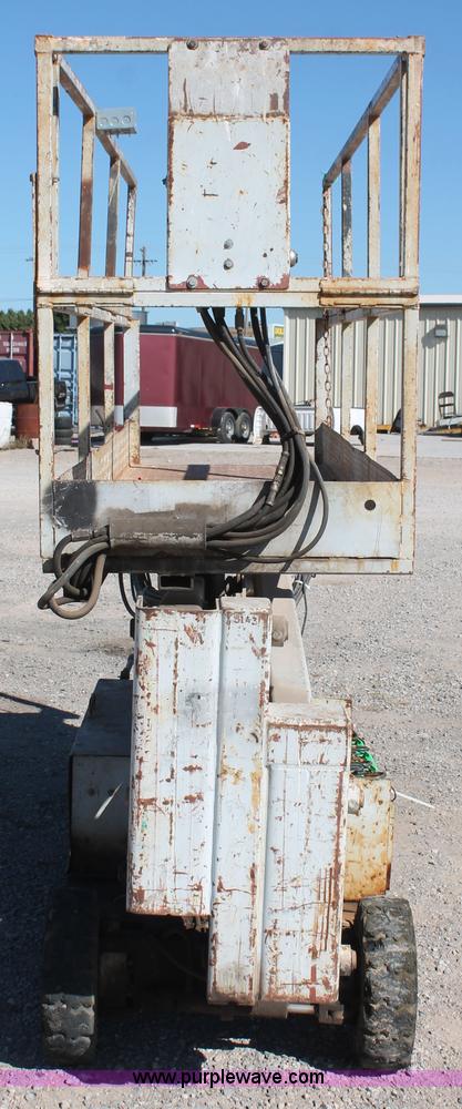 image for item H5534 Simon Skyhawk S2234 scissor lift
