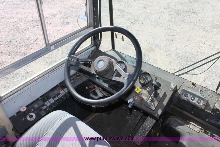 image for item H5535 1993 Oshkosh S-Line Thomas school bus