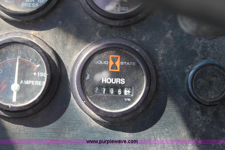 image for item H5535 1993 Oshkosh S-Line Thomas school bus