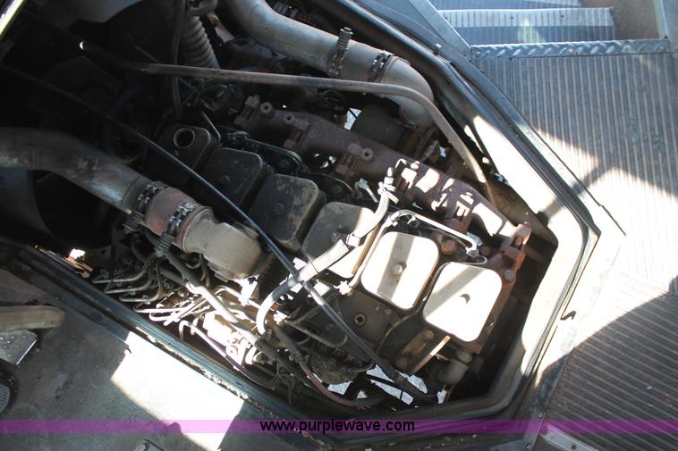 image for item H5535 1993 Oshkosh S-Line Thomas school bus