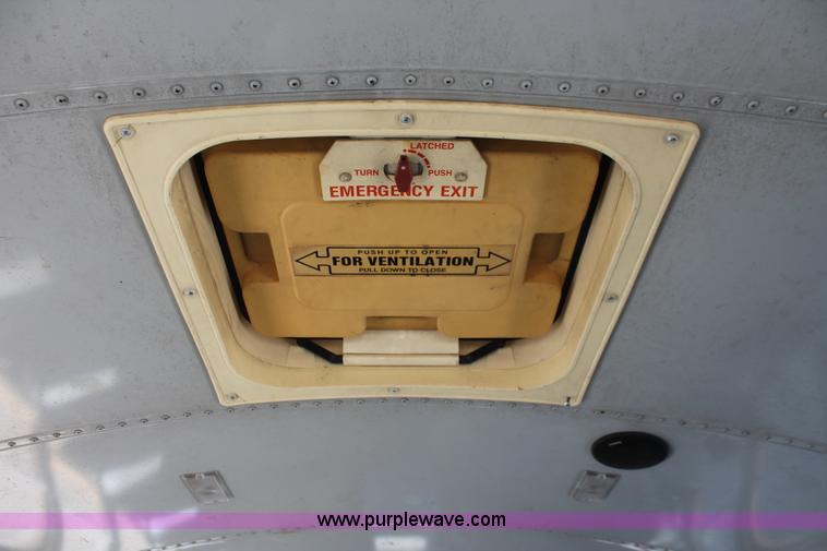 image for item H5535 1993 Oshkosh S-Line Thomas school bus