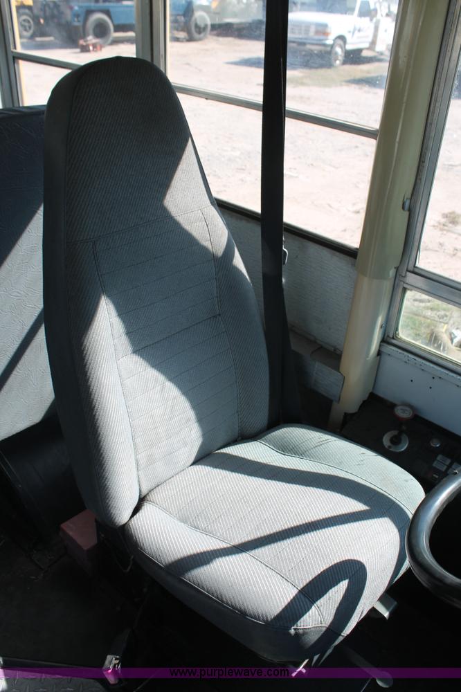 image for item H5537 1993 Oshkosh S-Line Thomas school bus