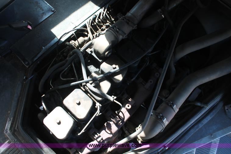 image for item H5537 1993 Oshkosh S-Line Thomas school bus