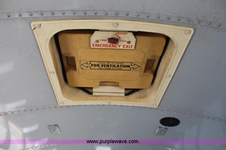 image for item H5537 1993 Oshkosh S-Line Thomas school bus