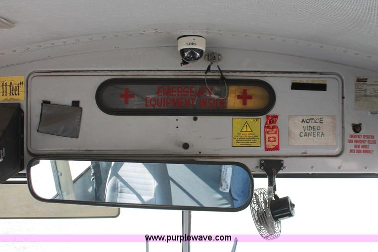 image for item H5537 1993 Oshkosh S-Line Thomas school bus