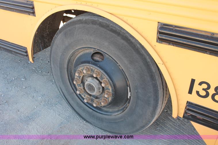 image for item H5537 1993 Oshkosh S-Line Thomas school bus