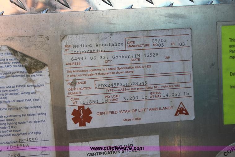 image for item H9379 2010 Ford Econoline E450 ambulance