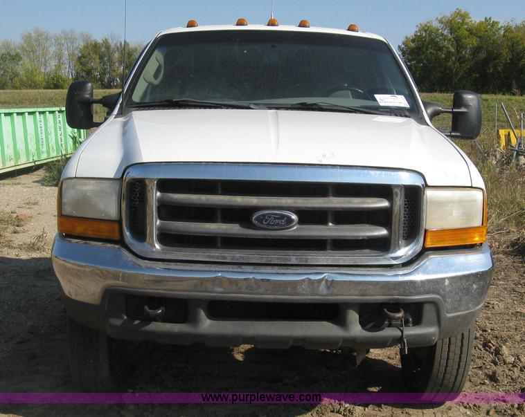 image for item H9479 1999 Ford F550 Super Duty XL cab and chassis