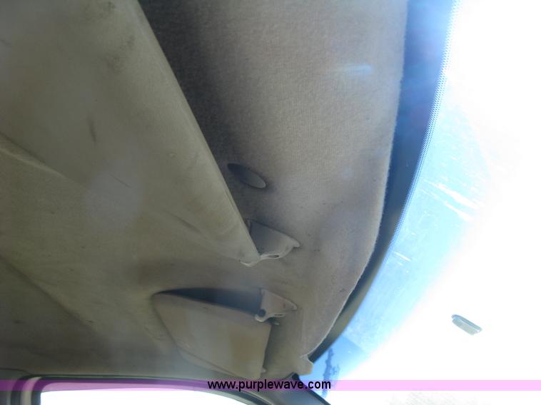 image for item H9479 1999 Ford F550 Super Duty XL cab and chassis