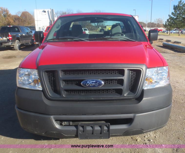 image for item I2149 2008 Ford F150 XL pickup truck