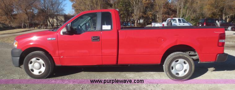 image for item I2149 2008 Ford F150 XL pickup truck