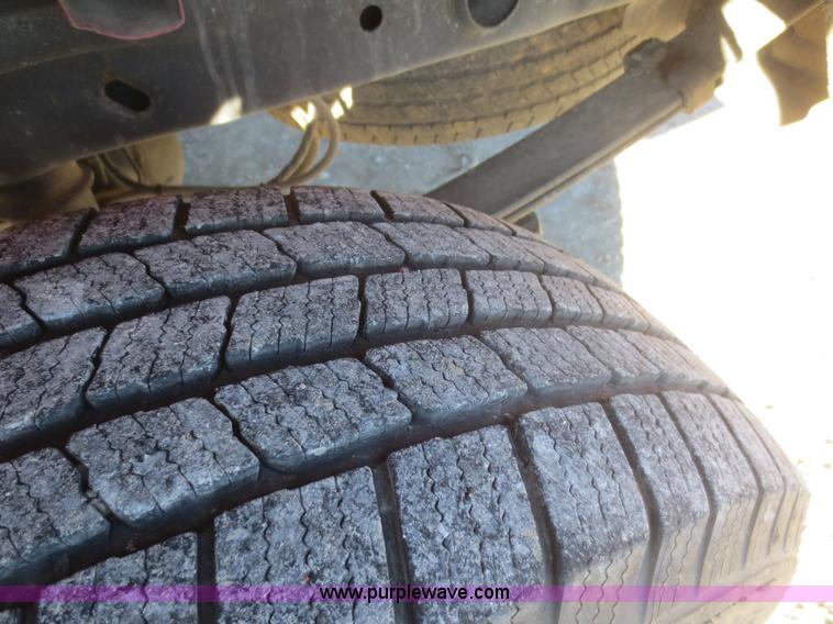 image for item I2149 2008 Ford F150 XL pickup truck