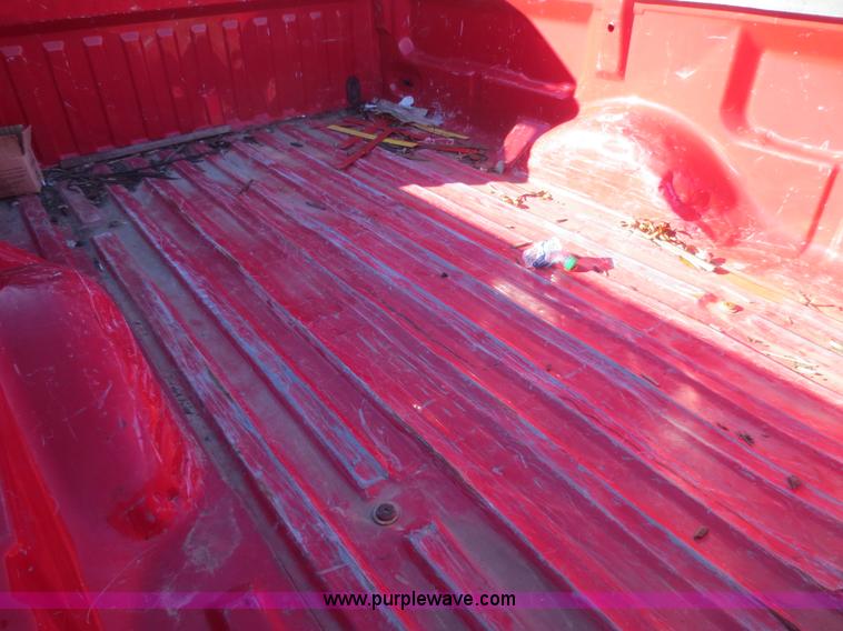 image for item I2149 2008 Ford F150 XL pickup truck