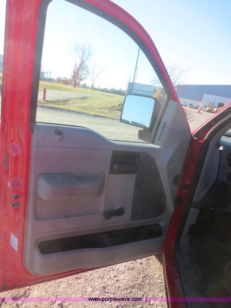 image for item I2149 2008 Ford F150 XL pickup truck