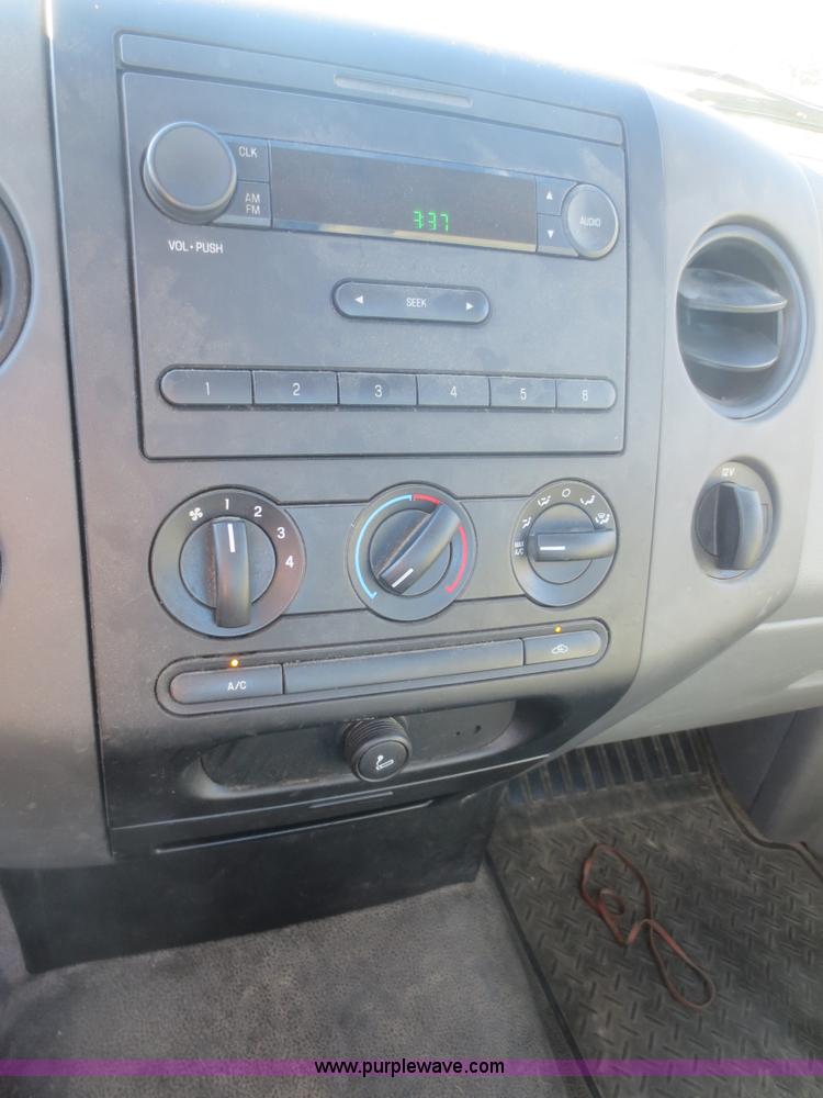 image for item I2149 2008 Ford F150 XL pickup truck