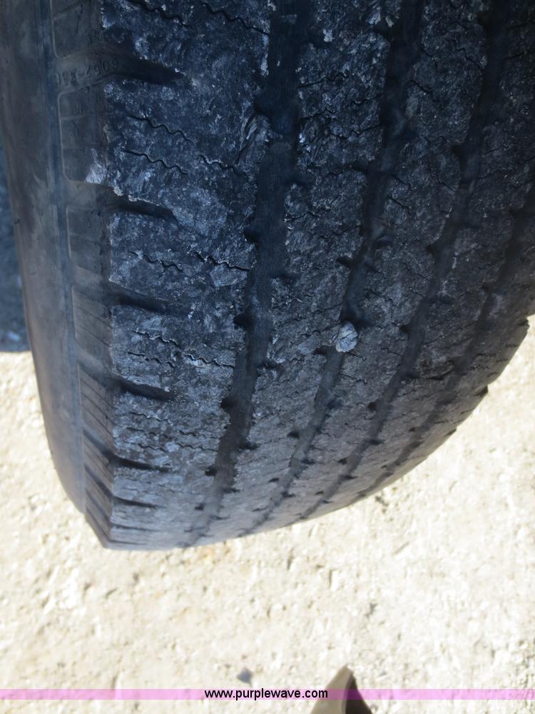 image for item I2152 1996 Ford F250 XL HD pickup truck