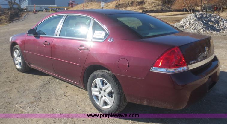image for item I2153 2007 Chevrolet Impala LS