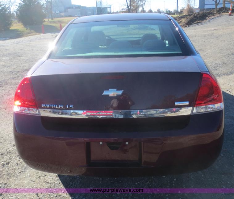 image for item I2153 2007 Chevrolet Impala LS