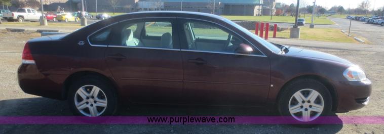 image for item I2153 2007 Chevrolet Impala LS