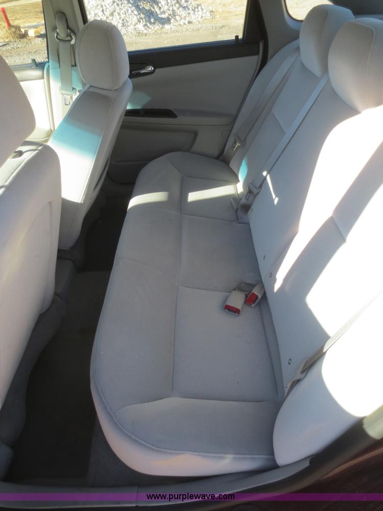 image for item I2153 2007 Chevrolet Impala LS