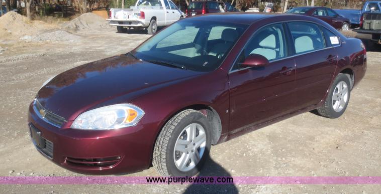 image for item I2154 2007 Chevrolet Impala LS