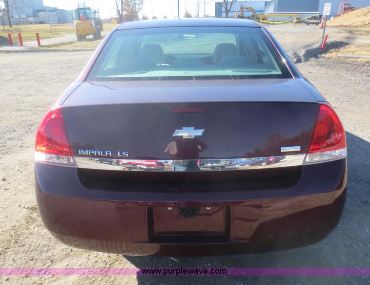 image for item I2154 2007 Chevrolet Impala LS