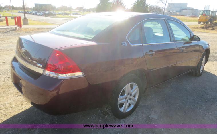 image for item I2154 2007 Chevrolet Impala LS