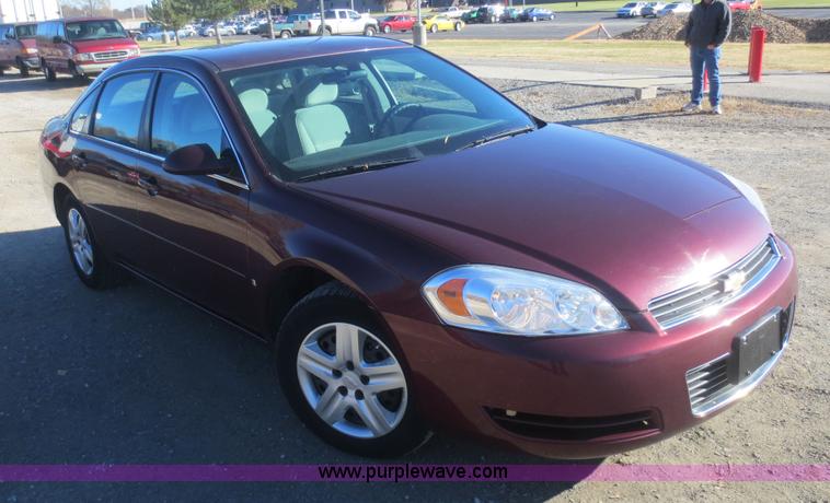 image for item I2155 2007 Chevrolet Impala LS