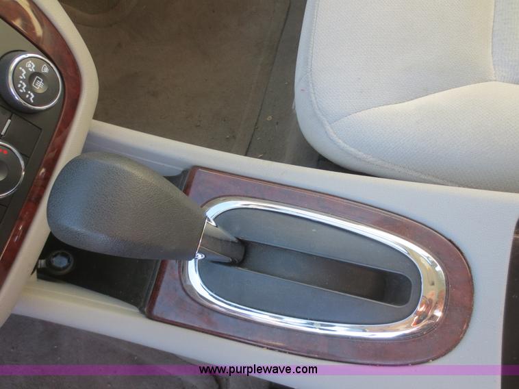 image for item I2155 2007 Chevrolet Impala LS