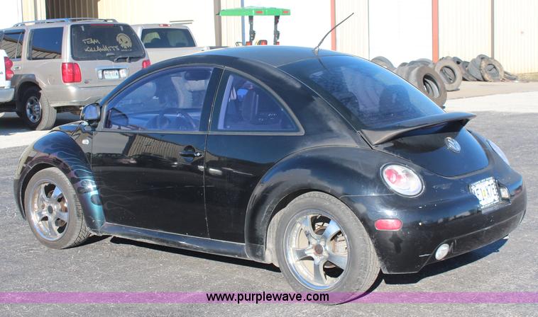 image for item I2390 1999 Volkswagen New Beetle GLS