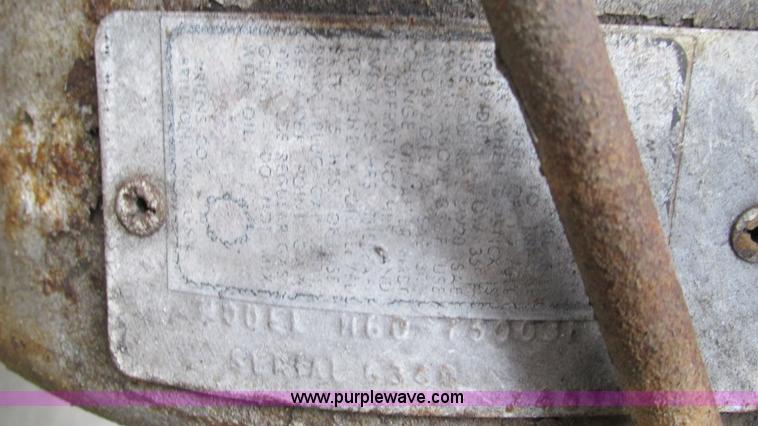 image for item I3147 Ariens SNO-THRO snow blower