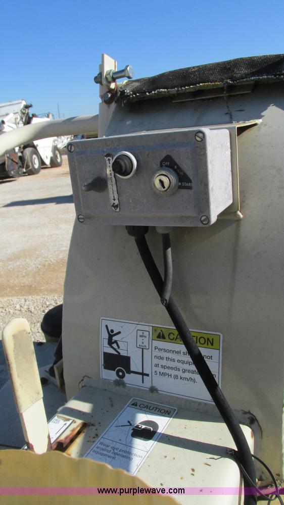 image for item I3179 Finn B260 straw blower trailer