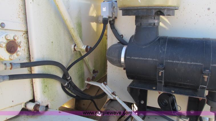 image for item I3179 Finn B260 straw blower trailer