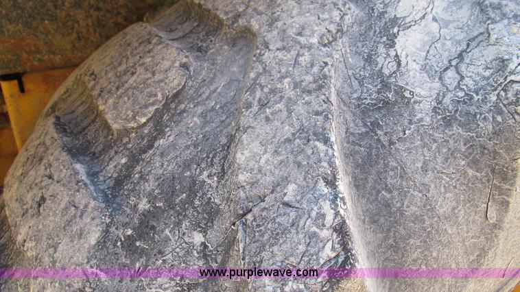 image for item I3182 1999 John Deere 310SE backhoe