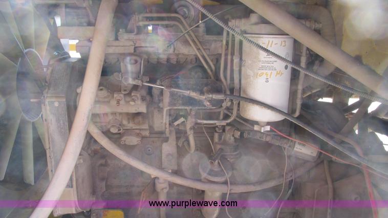 image for item I3183 Superior DT80C broom