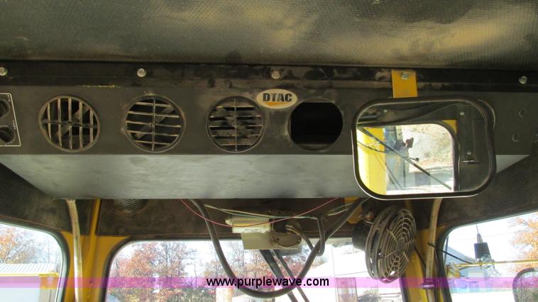 image for item I3183 Superior DT80C broom