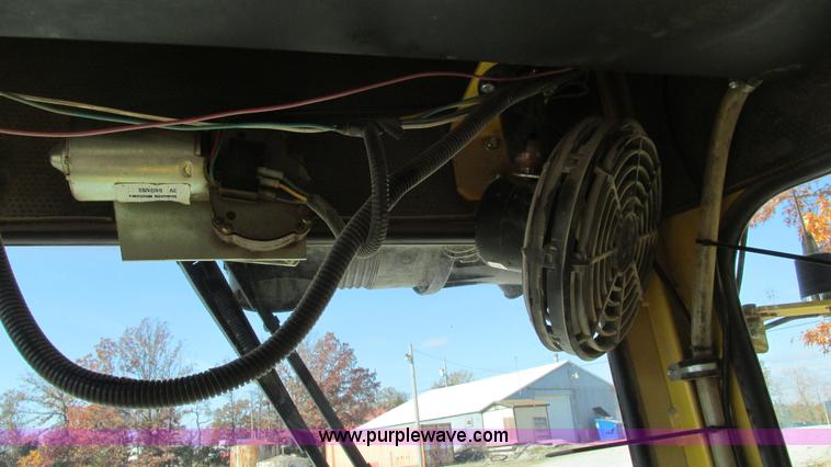 image for item I3183 Superior DT80C broom